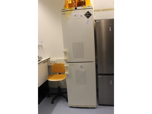 Laboratorium koelvriescombinatie liebherr comfort 60 x 66 x 200 cm. - afbeelding 2 van  4
