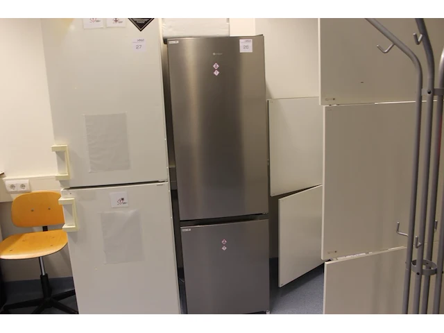Laboratorium koelvriescombinatie veripart 54 x 55 x 175 cm. - afbeelding 1 van  4