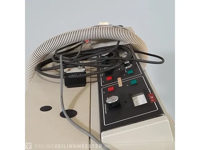 Laboratorium laser apparaat spectra-physics, quanta-ray dcr-3 - afbeelding 7 van  18