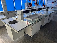 Laboratorium met afzuiging - afbeelding 19 van  25