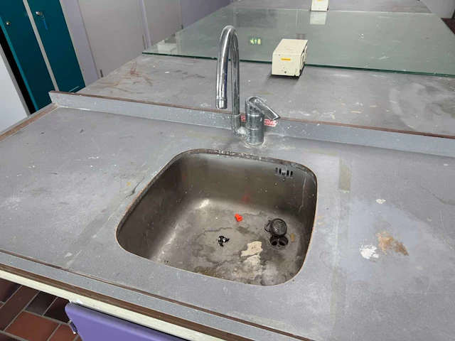 Laboratorium tafel - afbeelding 4 van  12