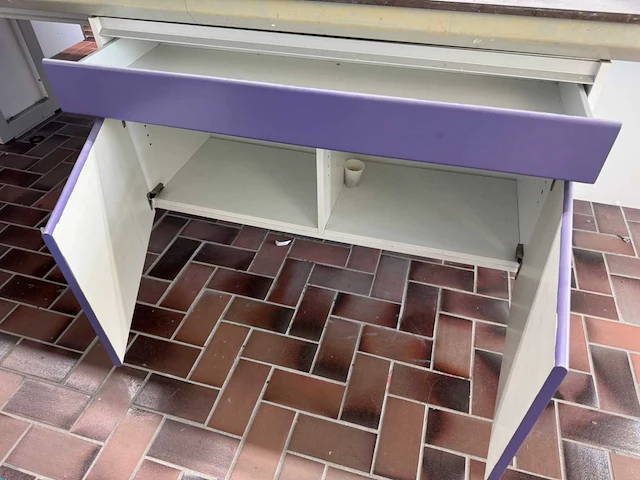 Laboratorium tafel - afbeelding 11 van  12