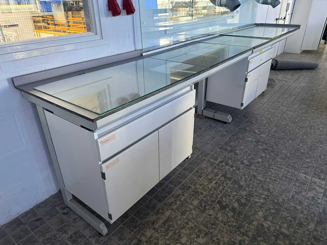 Laboratorium tafel - afbeelding 2 van  9