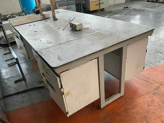 Laboratorium tafel - afbeelding 4 van  8