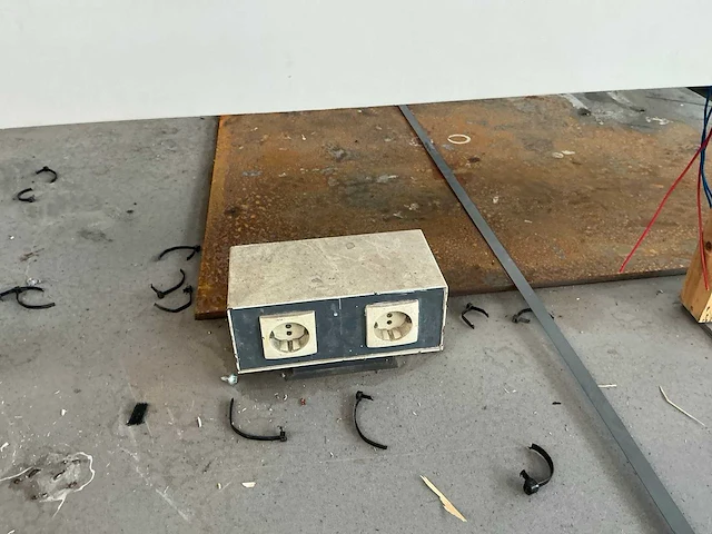 Laboratorium tafel - afbeelding 7 van  8