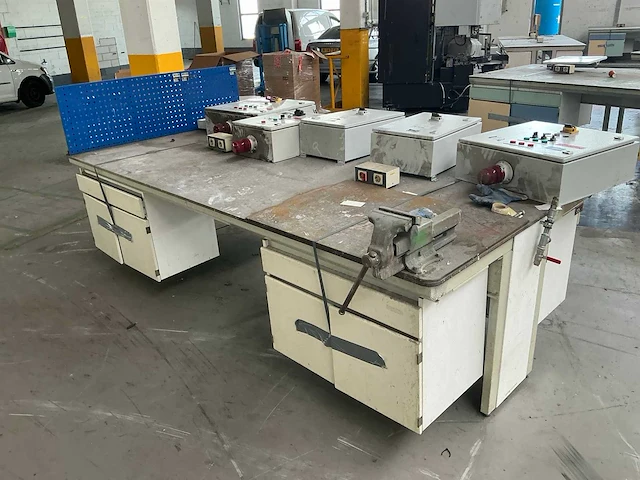 Laboratorium tafel - afbeelding 2 van  9