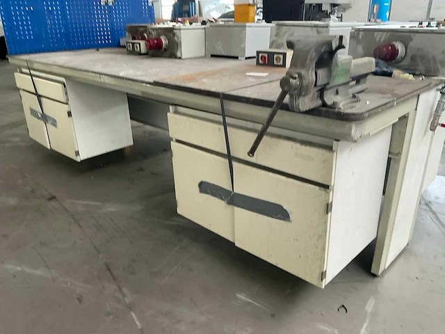 Laboratorium tafel - afbeelding 3 van  9