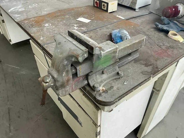 Laboratorium tafel - afbeelding 4 van  9