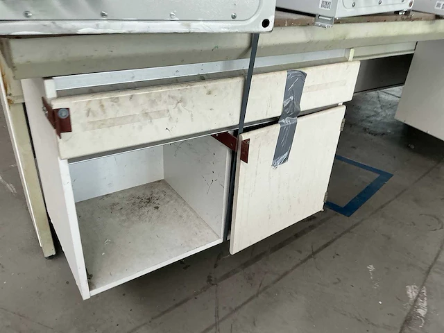 Laboratorium tafel - afbeelding 7 van  9