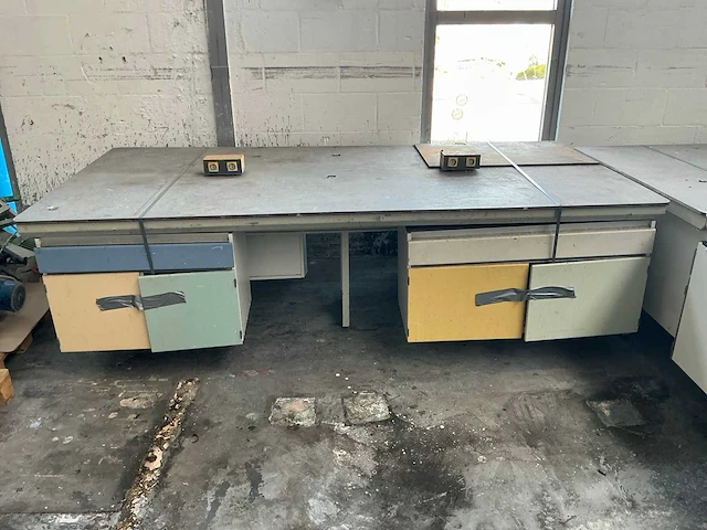 Laboratorium tafel - afbeelding 2 van  9