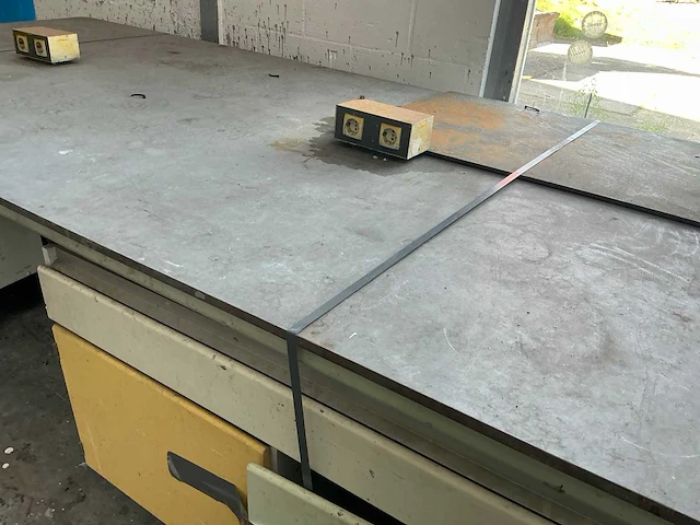 Laboratorium tafel - afbeelding 9 van  9