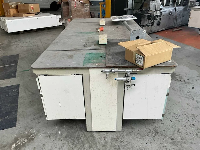 Laboratorium tafel - afbeelding 3 van  8