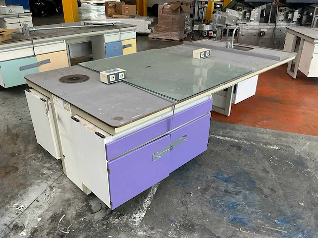 Laboratorium tafel - afbeelding 5 van  11
