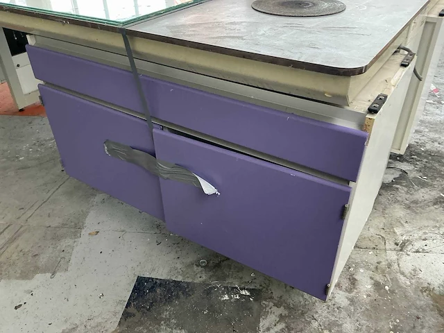 Laboratorium tafel - afbeelding 8 van  11
