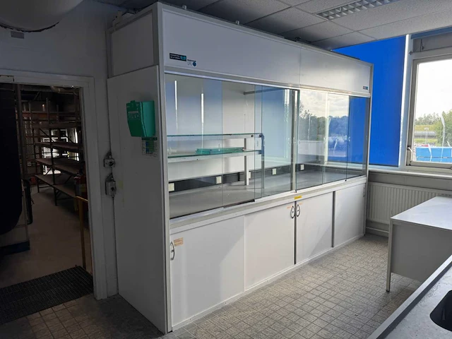 Laboratorium zuurkast - afbeelding 1 van  13