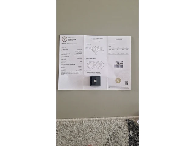 Laboratory grown diamond 3.00 carat (igi gecertificeerd) - afbeelding 2 van  3