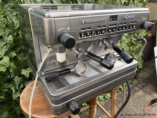 Lacimbali m3ibistro professionele espressomachine - afbeelding 2 van  6