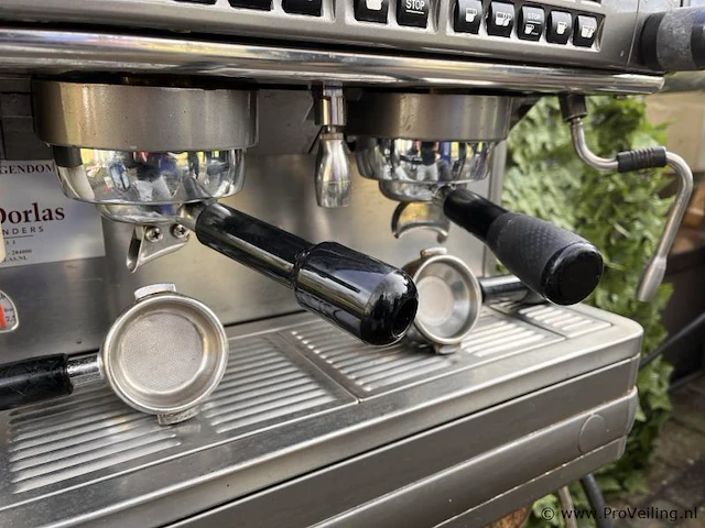 Lacimbali m3ibistro professionele espressomachine - afbeelding 6 van  6