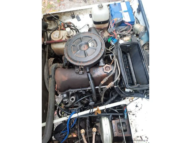 Lada niva 1.7 injectiemotor - 4x4 - belgisch kenteken - afbeelding 6 van  8