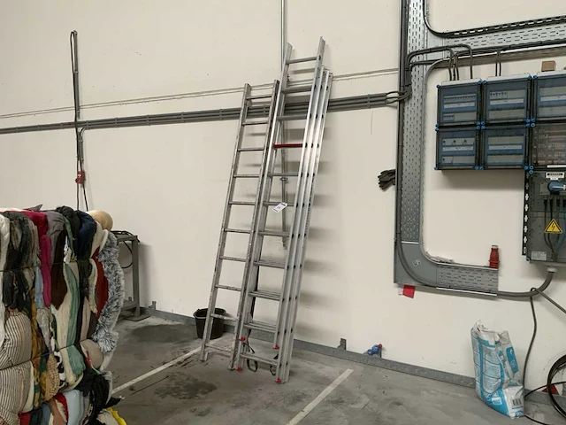 Ladder (2x) - afbeelding 1 van  1