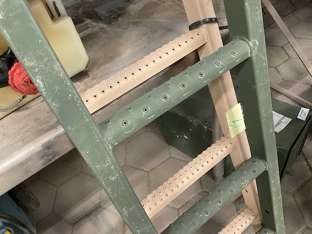 Ladder (2x) - afbeelding 5 van  5