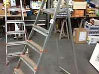 Ladder 5treden ijzer - afbeelding 1 van  2