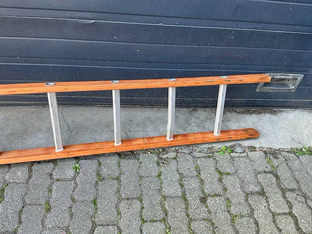 Ladder en trap - afbeelding 2 van  3