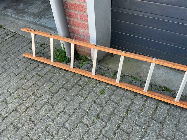 Ladder en trap - afbeelding 3 van  3