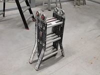 Ladder / trap altrex. 4x 3 treden. - afbeelding 1 van  3
