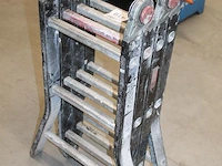 Ladder / trap altrex. 4x 3 treden. - afbeelding 3 van  3