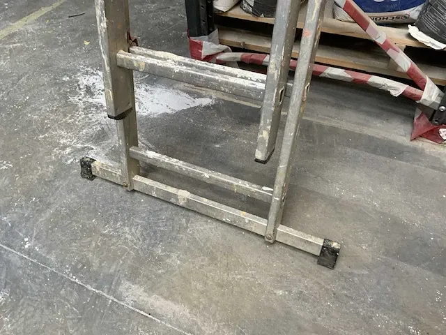 Ladder - afbeelding 3 van  4