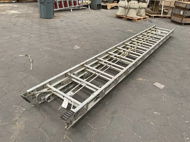 Ladder - afbeelding 1 van  4