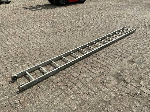 Ladder - afbeelding 1 van  3