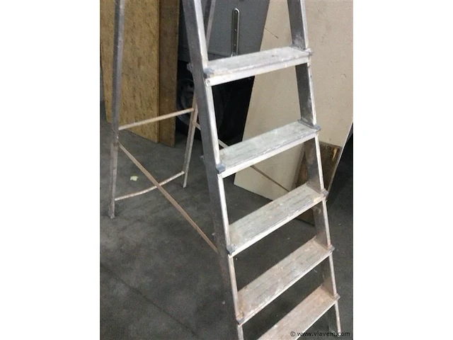 Ladder - afbeelding 2 van  2