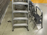 Ladders - trapjes - magazijn karretjes - afbeelding 14 van  18