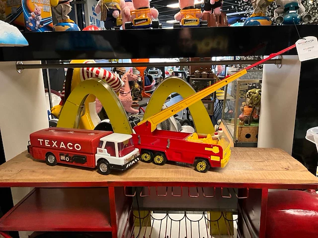 Ladderwagen / tankwagen tonka - afbeelding 1 van  3