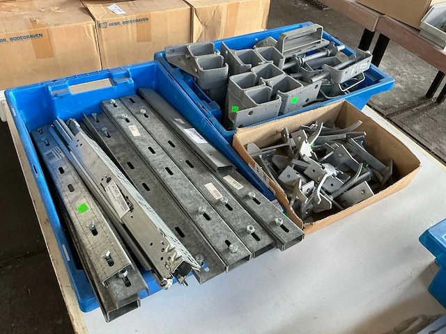 Ladedragers en bevestigingsmateriaal - afbeelding 1 van  4