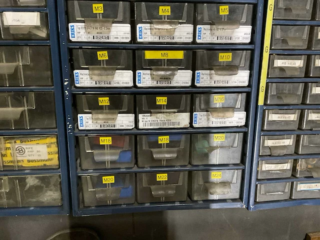 Ladekast met inhoud (6x) - afbeelding 2 van  14