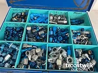 Ladekast met inhoud - afbeelding 7 van  22