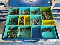 Ladekast met inhoud - afbeelding 12 van  22