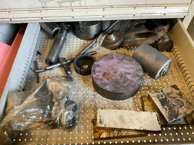 Ladekast met tooling - afbeelding 4 van  13