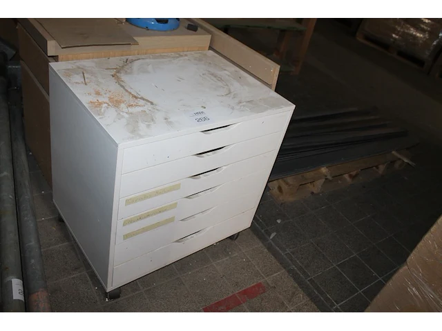 Ladekast met zes laden. afmeting 67 x 48 x 66 cm - afbeelding 1 van  2