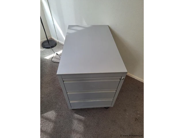 Ladekast op wielen - 65x45x60cm - afbeelding 2 van  4