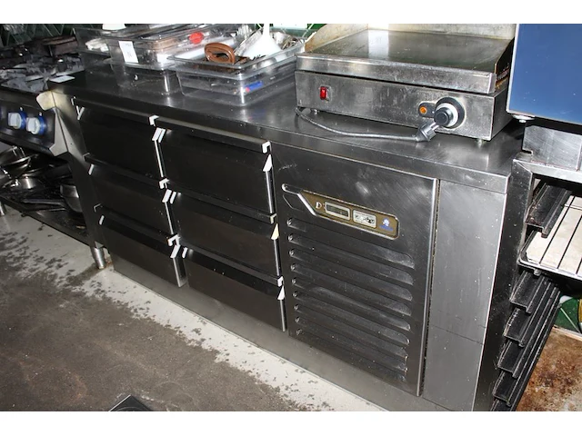 Ladekoeling desmon 176 x 70 x 96 cm. - afbeelding 2 van  2