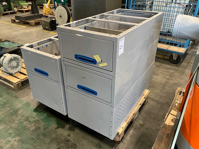 Ladenkast (2x) - afbeelding 1 van  13