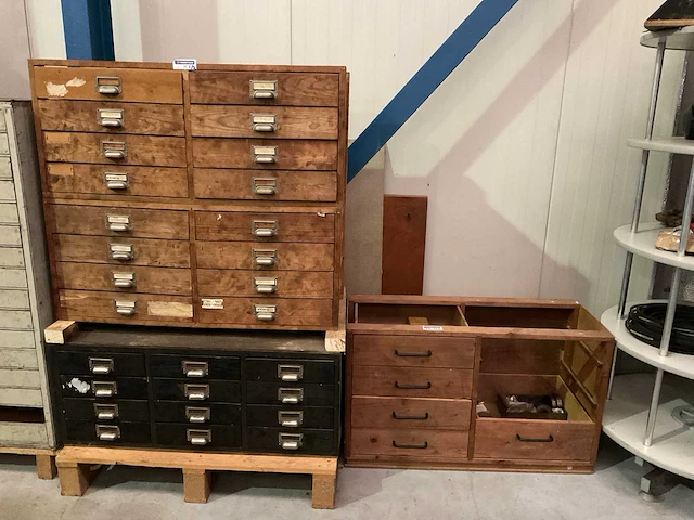 Ladenkast (3x) - afbeelding 1 van  26