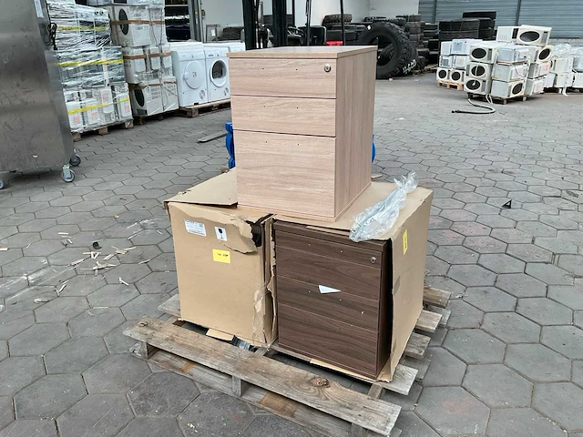 Ladenkast (3x) - afbeelding 1 van  10