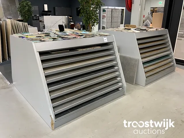Ladenkast “presentatie kast” - afbeelding 6 van  13