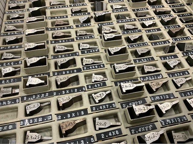 Ladenkast voorzien van stempels - afbeelding 13 van  17