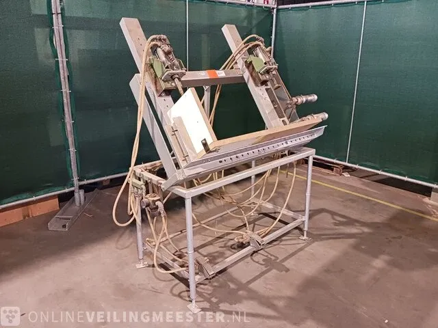 Ladenpers voor klemmen van houten lades - afbeelding 1 van  16